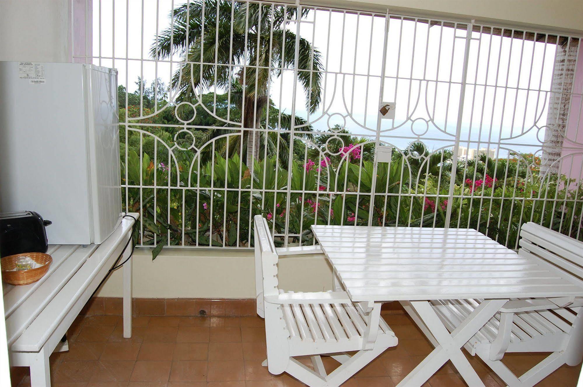 Inn At Shaw Park Gardens & Waterfalls Ocho Rios Buitenkant foto